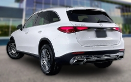 Mercedes-Benz GLC GLC 300 4MATIC SUV 2026