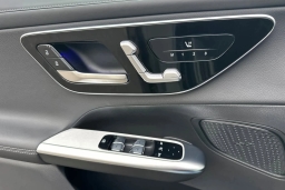 Mercedes-Benz GLC GLC 300 4MATIC SUV 2026