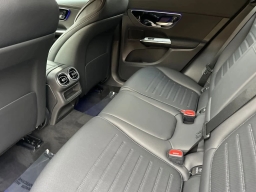 Mercedes-Benz GLC GLC 300 4MATIC SUV 2026