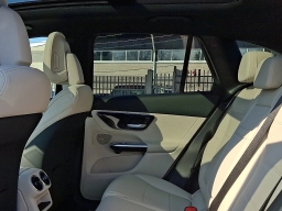 Mercedes-Benz GLC GLC 300 4MATIC SUV 2026