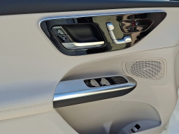 Mercedes-Benz GLC GLC 300 4MATIC SUV 2026