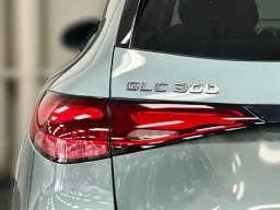 Mercedes-Benz GLC GLC 300 4MATIC SUV 2026