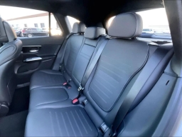 Mercedes-Benz GLC GLC 300 4MATIC SUV 2026