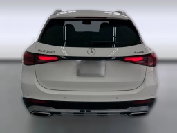 Mercedes-Benz GLC GLC 300 4MATIC SUV 2026