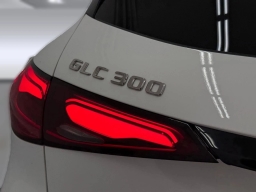 Mercedes-Benz GLC GLC 300 4MATIC SUV 2026