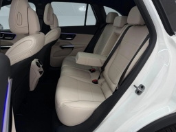 Mercedes-Benz GLC GLC 300 4MATIC SUV 2026