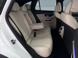 Mercedes-Benz GLC GLC 300 4MATIC SUV 2026