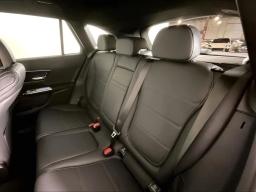 Mercedes-Benz GLC GLC 300 4MATIC SUV 2026