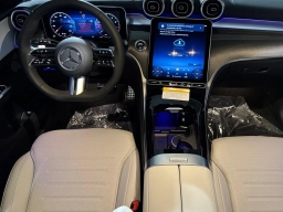 Mercedes-Benz GLC GLC 300 4MATIC SUV 2026