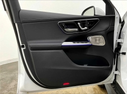 Mercedes-Benz GLC GLC 350e 4MATIC SUV 2025