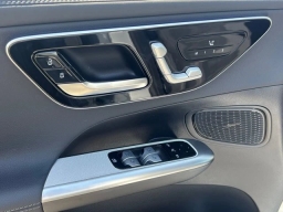 Mercedes-Benz GLC GLC 350e 4MATIC SUV 2025