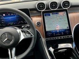 Mercedes-Benz GLC GLC 350e 4MATIC SUV 2025