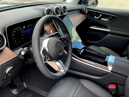 Mercedes-Benz GLC GLC 350e 4MATIC SUV 2025