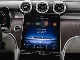 Mercedes-Benz GLC GLC 350e 4MATIC SUV 2026