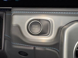 Mercedes-Benz G-Class G 580e SUV 2025