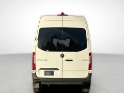 Mercedes-Benz Sprinter Crew Van Standard Roof 4-Cyl Diesel 2500 Standard Roof I4 Diesel 144" RWD 2026