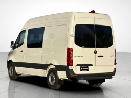 Mercedes-Benz Sprinter Crew Van Standard Roof 4-Cyl Diesel 2500 Standard Roof I4 Diesel 144" RWD 2026