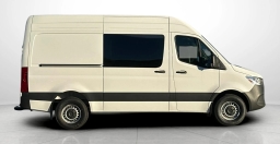 Mercedes-Benz Sprinter Crew Van Standard Roof 4-Cyl Diesel 2500 Standard Roof I4 Diesel 144" RWD 2026