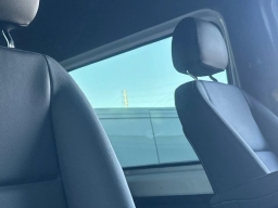 Mercedes-Benz Sprinter Crew Van Standard Roof 4-Cyl Diesel 2500 Standard Roof I4 Diesel 144" RWD 2026