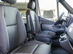 Mercedes-Benz Sprinter Crew Van Standard Roof 4-Cyl Diesel 2500 Standard Roof I4 Diesel 144" RWD 2026