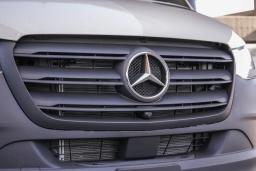 Mercedes-Benz Sprinter Crew Van Standard Roof 4-Cyl Diesel 2500 Standard Roof I4 Diesel 144" RWD 2026