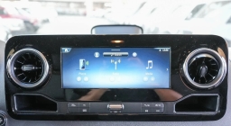 Mercedes-Benz Sprinter Crew Van Standard Roof 4-Cyl Diesel 2500 Standard Roof I4 Diesel 144" RWD 2026