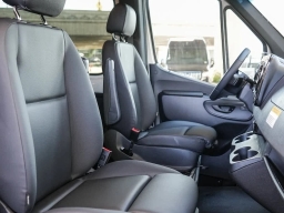 Mercedes-Benz Sprinter Crew Van Standard Roof 4-Cyl Diesel 2500 Standard Roof I4 Diesel 144" RWD 2026