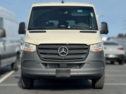 Mercedes-Benz Sprinter Crew Van Standard Roof 4-Cyl Diesel 2500 Standard Roof I4 Diesel 144" RWD 2026