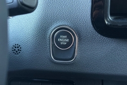 Mercedes-Benz Sprinter Crew Van Standard Roof 4-Cyl Diesel HO 2500 Standard Roof I4 Diesel HO 144" RWD 2026