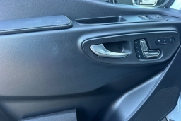 Mercedes-Benz Sprinter Crew Van Standard Roof 4-Cyl Diesel HO 2500 Standard Roof I4 Diesel HO 144" RWD 2026