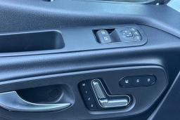 Mercedes-Benz Sprinter Crew Van Standard Roof 4-Cyl Diesel HO 2500 Standard Roof I4 Diesel HO 144" RWD 2026