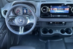 Mercedes-Benz Sprinter Crew Van Standard Roof 4-Cyl Diesel HO 2500 Standard Roof I4 Diesel HO 144" RWD 2026