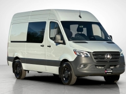 Mercedes-Benz Sprinter Crew Van Standard Roof 4-Cyl Diesel HO 2500 Standard Roof I4 Diesel HO 144" RWD 2026