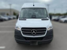 Mercedes-Benz Sprinter Crew Van Standard Roof 4-Cyl Diesel HO 2500 Standard Roof I4 Diesel HO 144" RWD 2025