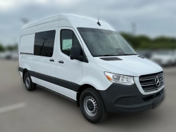 Mercedes-Benz Sprinter Crew Van Standard Roof 4-Cyl Diesel HO 2500 Standard Roof I4 Diesel HO 144" RWD 2025
