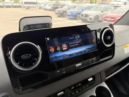 Mercedes-Benz Sprinter Crew Van Standard Roof 4-Cyl Diesel HO 2500 Standard Roof I4 Diesel HO 144" RWD 2025