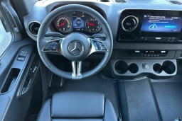 Mercedes-Benz Sprinter Crew Van Standard Roof 4-Cyl Diesel HO 2500 Standard Roof I4 Diesel HO 144" RWD 2026