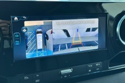 Mercedes-Benz Sprinter Crew Van Standard Roof 4-Cyl Diesel HO 2500 Standard Roof I4 Diesel HO 144" RWD 2026