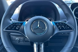 Mercedes-Benz Sprinter Crew Van Standard Roof 4-Cyl Diesel HO 2500 Standard Roof I4 Diesel HO 144" RWD 2026