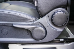 Mercedes-Benz Sprinter Crew Van Standard Roof 4-Cyl Diesel HO 2500 Standard Roof I4 Diesel HO 144" RWD 2026