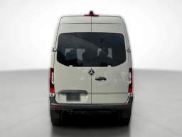 Mercedes-Benz Sprinter Crew Van Standard Roof 4-Cyl Diesel HO 2500 Standard Roof I4 Diesel HO 144" RWD 2025