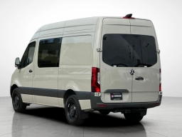 Mercedes-Benz Sprinter Crew Van Standard Roof 4-Cyl Diesel HO 2500 Standard Roof I4 Diesel HO 144" RWD 2025