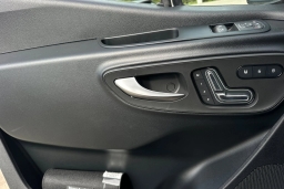 Mercedes-Benz Sprinter Crew Van Standard Roof 4-Cyl Diesel HO 2500 Standard Roof I4 Diesel HO 144" RWD 2025