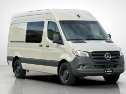 Mercedes-Benz Sprinter Crew Van Standard Roof 4-Cyl Diesel HO 2500 Standard Roof I4 Diesel HO 144" RWD 2025