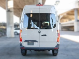 Mercedes-Benz Sprinter Crew Van Standard Roof 4-Cyl Diesel HO 2500 Standard Roof I4 Diesel HO 144" RWD 2026