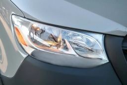 Mercedes-Benz Sprinter Crew Van Standard Roof 4-Cyl Diesel HO 2500 Standard Roof I4 Diesel HO 144" RWD 2026