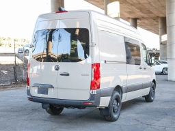 Mercedes-Benz Sprinter Crew Van Standard Roof 4-Cyl Diesel HO 2500 Standard Roof I4 Diesel HO 144" RWD 2026