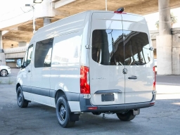 Mercedes-Benz Sprinter Crew Van Standard Roof 4-Cyl Diesel HO 2500 Standard Roof I4 Diesel HO 144" RWD 2026