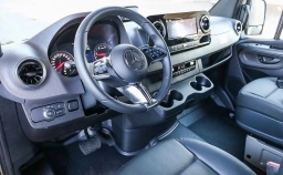 Mercedes-Benz Sprinter Crew Van Standard Roof 4-Cyl Diesel HO 2500 Standard Roof I4 Diesel HO 144" RWD 2026