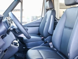 Mercedes-Benz Sprinter Crew Van Standard Roof 4-Cyl Diesel HO 2500 Standard Roof I4 Diesel HO 144" RWD 2026